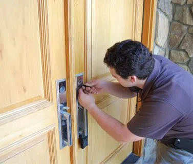 Tampa Elite Locksmith Tampa, FL 813-280-3426 - 16a-House-Locksmith